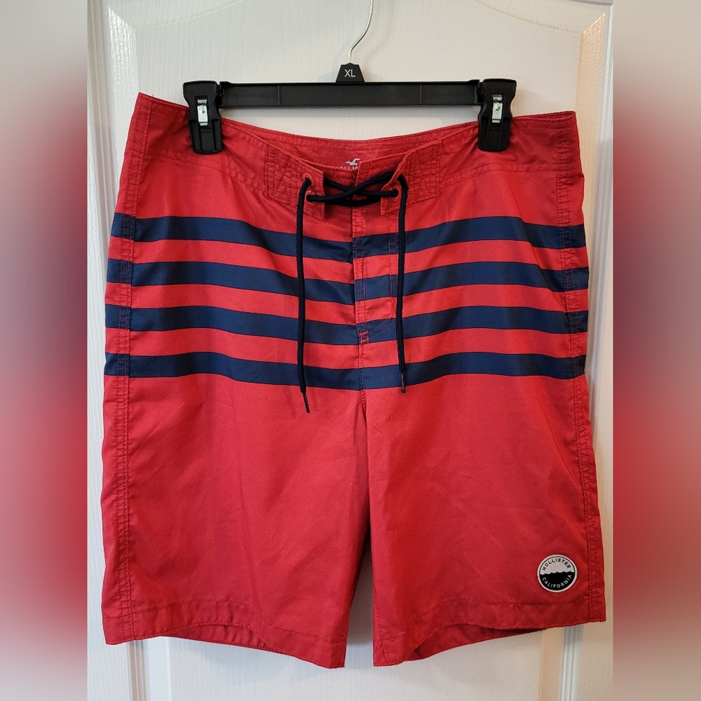 Men's Hollister Red w/ Blue Stripes Board Shorts Sz M Surf Beach